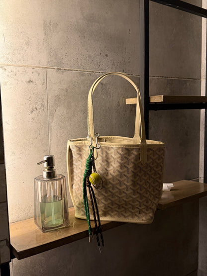 Goyard Tote Bag - half white  (Medium with Pouch)