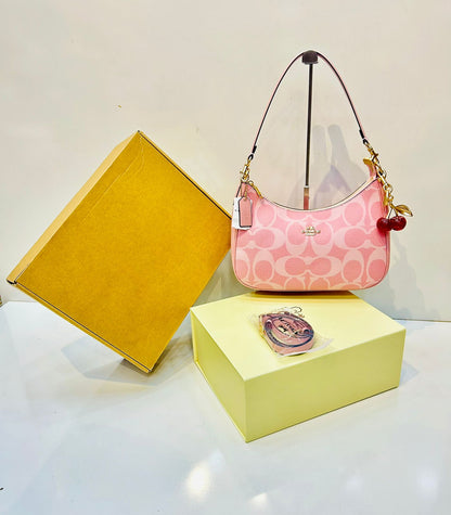 Coach - Teri Shoulder Cherry Bag Pink