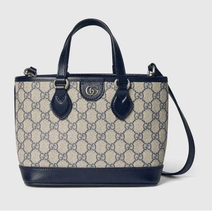 Gucci-Signature GG Matching Pouch