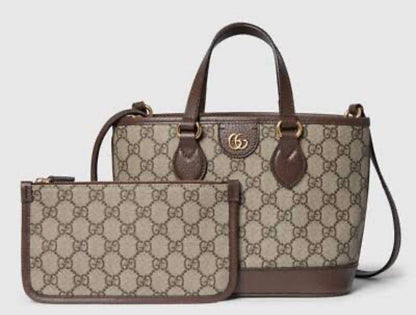 Gucci-Signature GG Matching Pouch